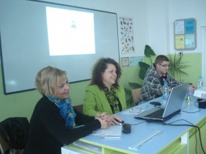 Директорът на ТСБ - Ямбол г-жа Калина Казанджиева с гостите