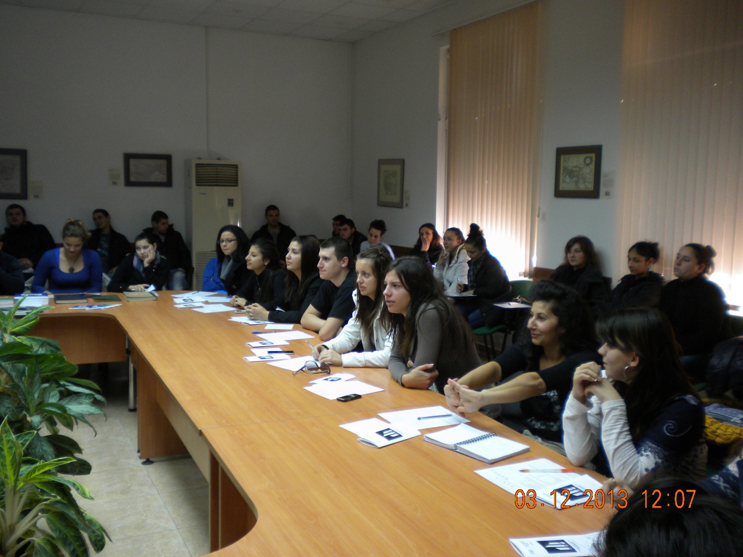 Участвалите в срещата студенти от Стопанския факултет на Техническия университет - Габрово 