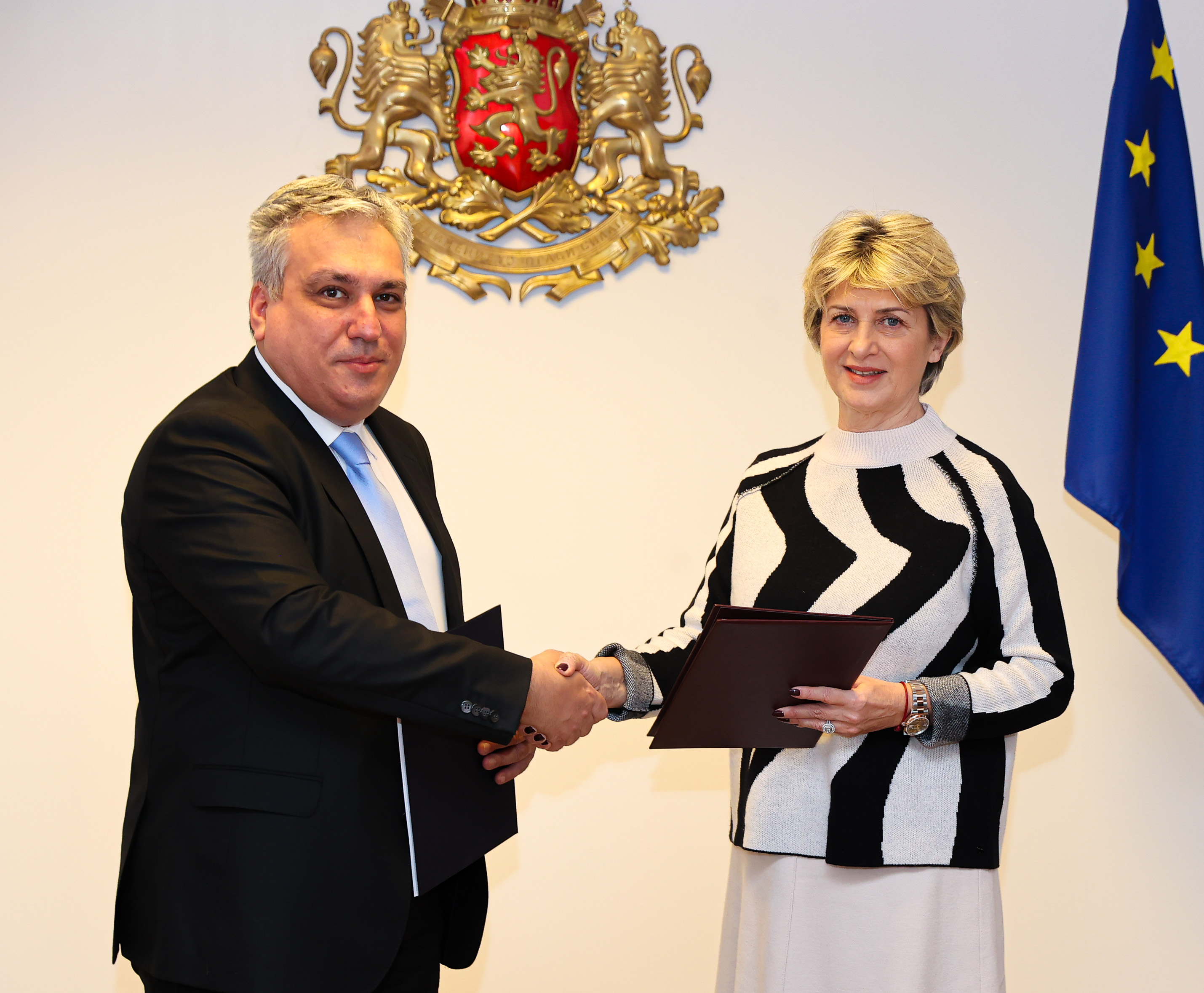 The National Statistical Institute and the Ministry of Youth and Sports will collaborate in the exchange of information