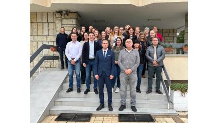 Специализи ...