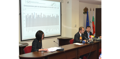 Годишните данни за населението и демографските процеси през 2014 година бяха представени на пресконференция в НСИ