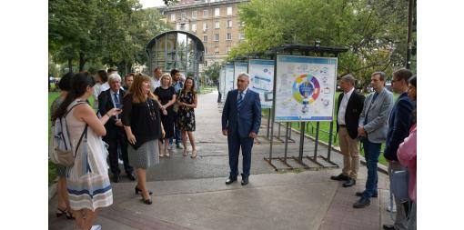The President of the National Statistical Institute opened the exhibition ‘Statistics for Everyone’